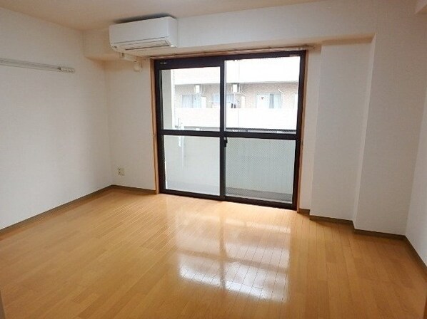 クレールOSYの物件内観写真